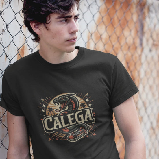 T-shirt homme serpent design reptilien audacieux, symbole de force et de transformation CALEGA Men