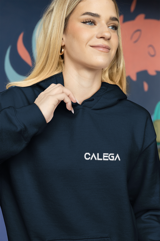 sweat à capuche femme brodé CALEGA streetwear chic et créatif, logo signature brodé, mode urbaine féminine  CALEGA Women